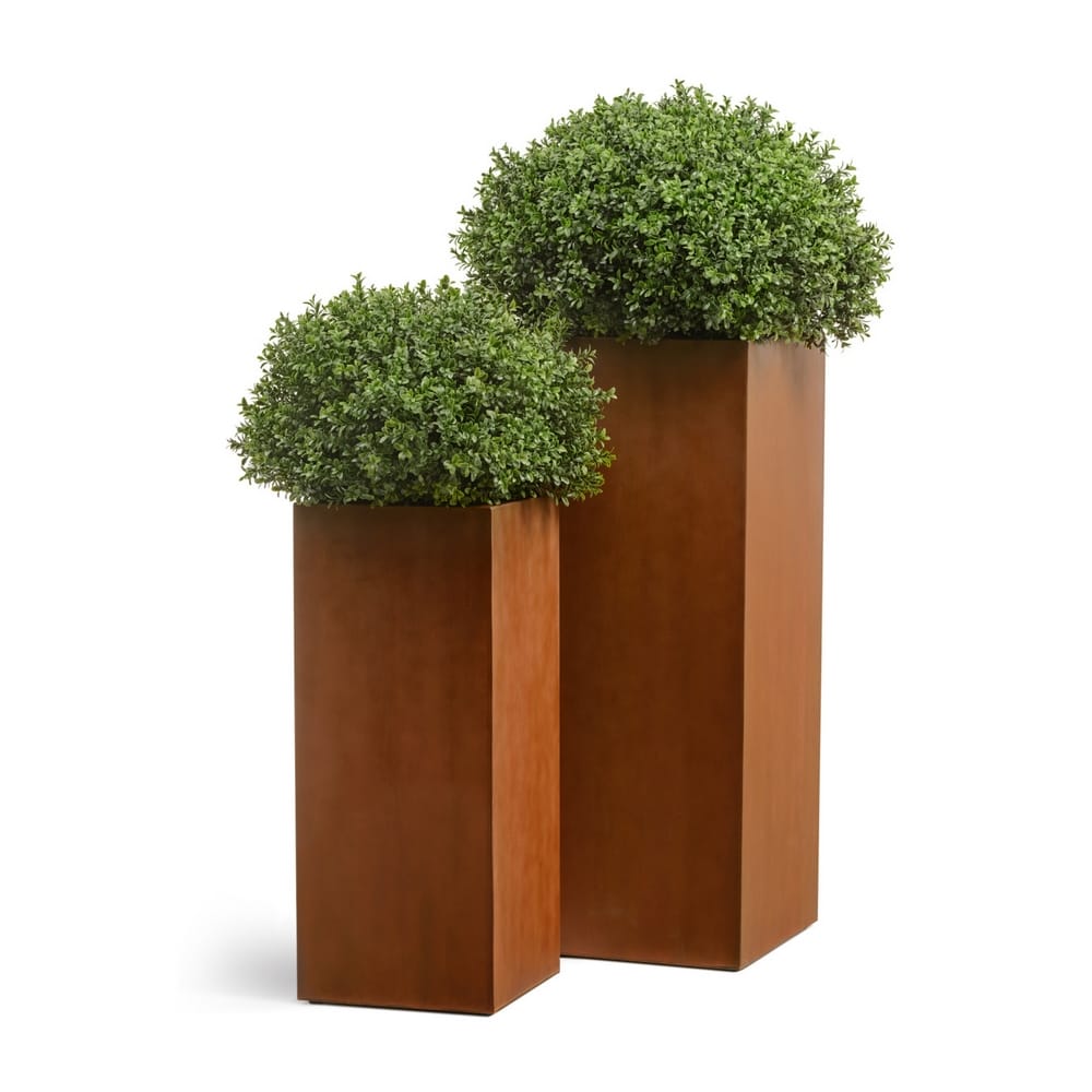 Кашпо TREEZ Effectory Corten Steel Высокий куб - Кортеновская сталь - Бархатистая окись — фото в интерьере, купить в Краснодаре в интернет-магазине Зелёный Дворик