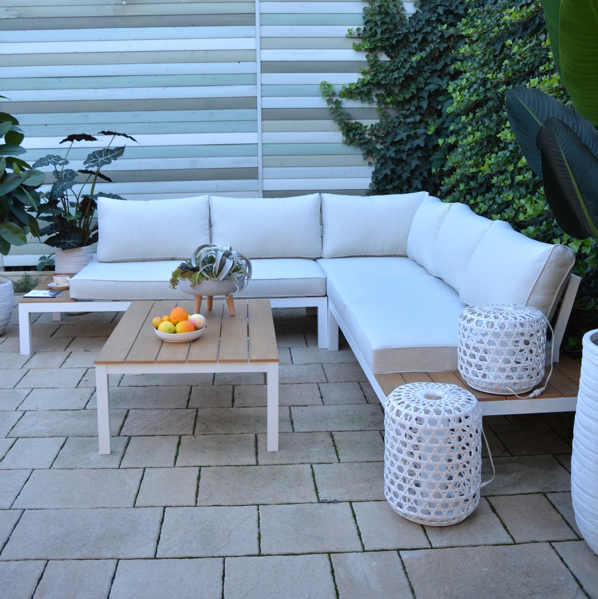 q71yc315q9yil8oam9323iyoy4y3sw44 Комплект мебели Bizzotto Elias белый