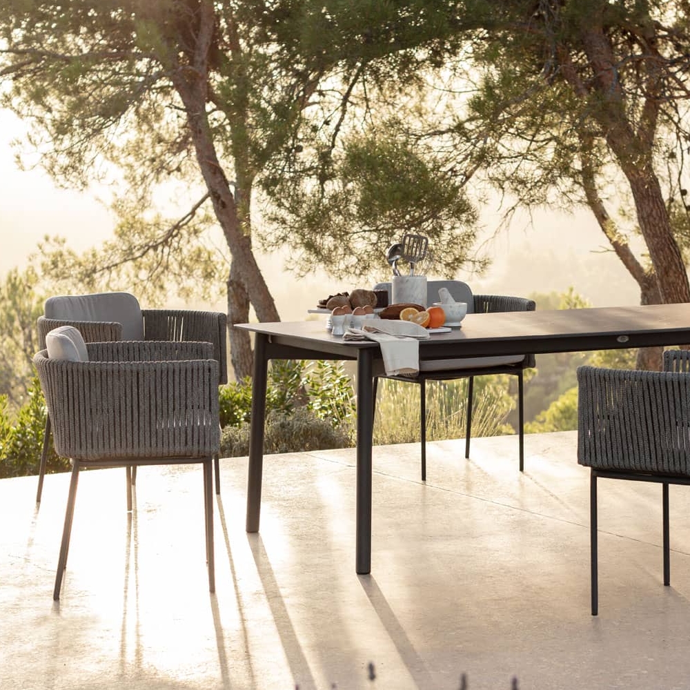 241571 BOSTON обеденное кресло